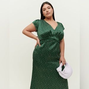 NWT Reformation Kaye Silk Dress Es